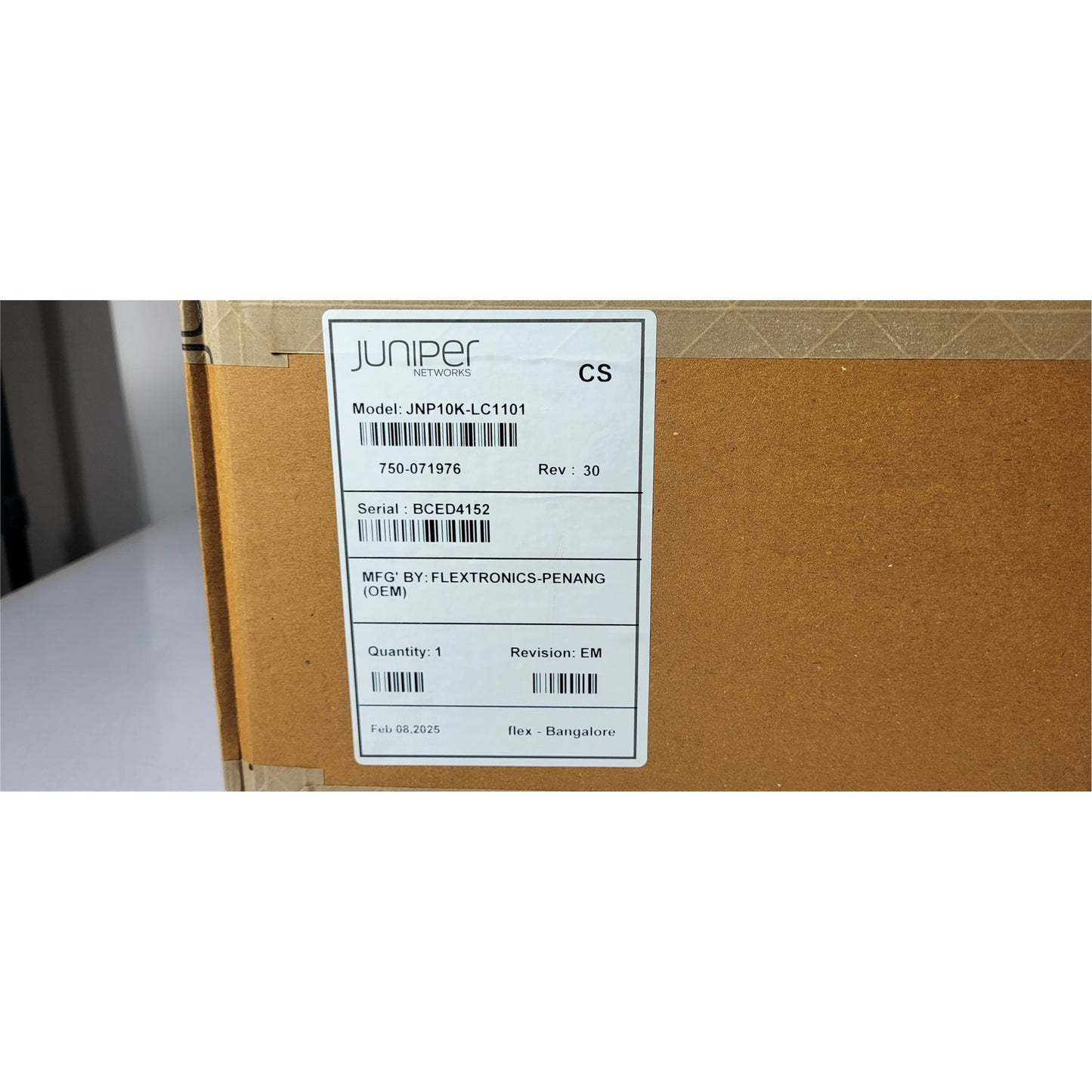 Juniper JNP10K-LC1101, 30x100GbE/30x40GbE line card