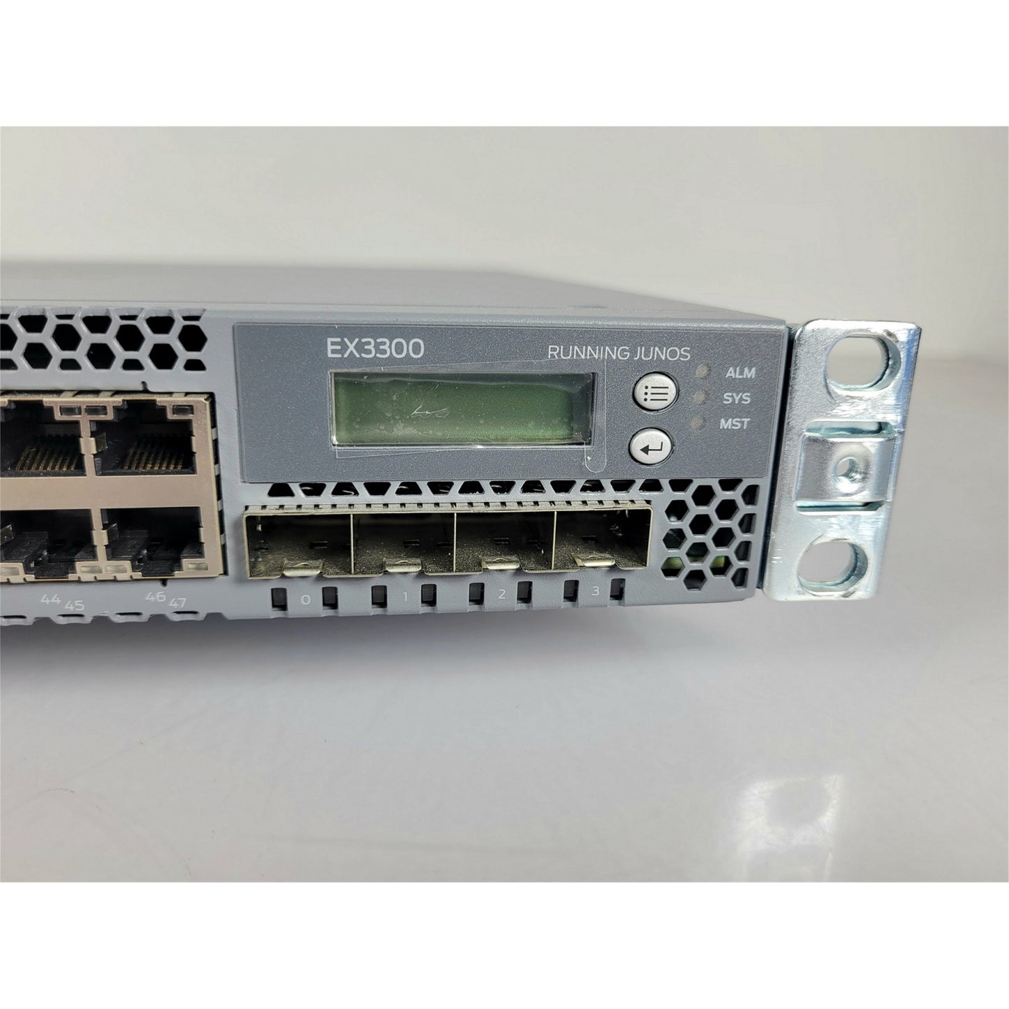 Juniper EX3300-48T-BF 48x 10/100/1000BASE-T & 4x SFP+ switch (Used - Good)