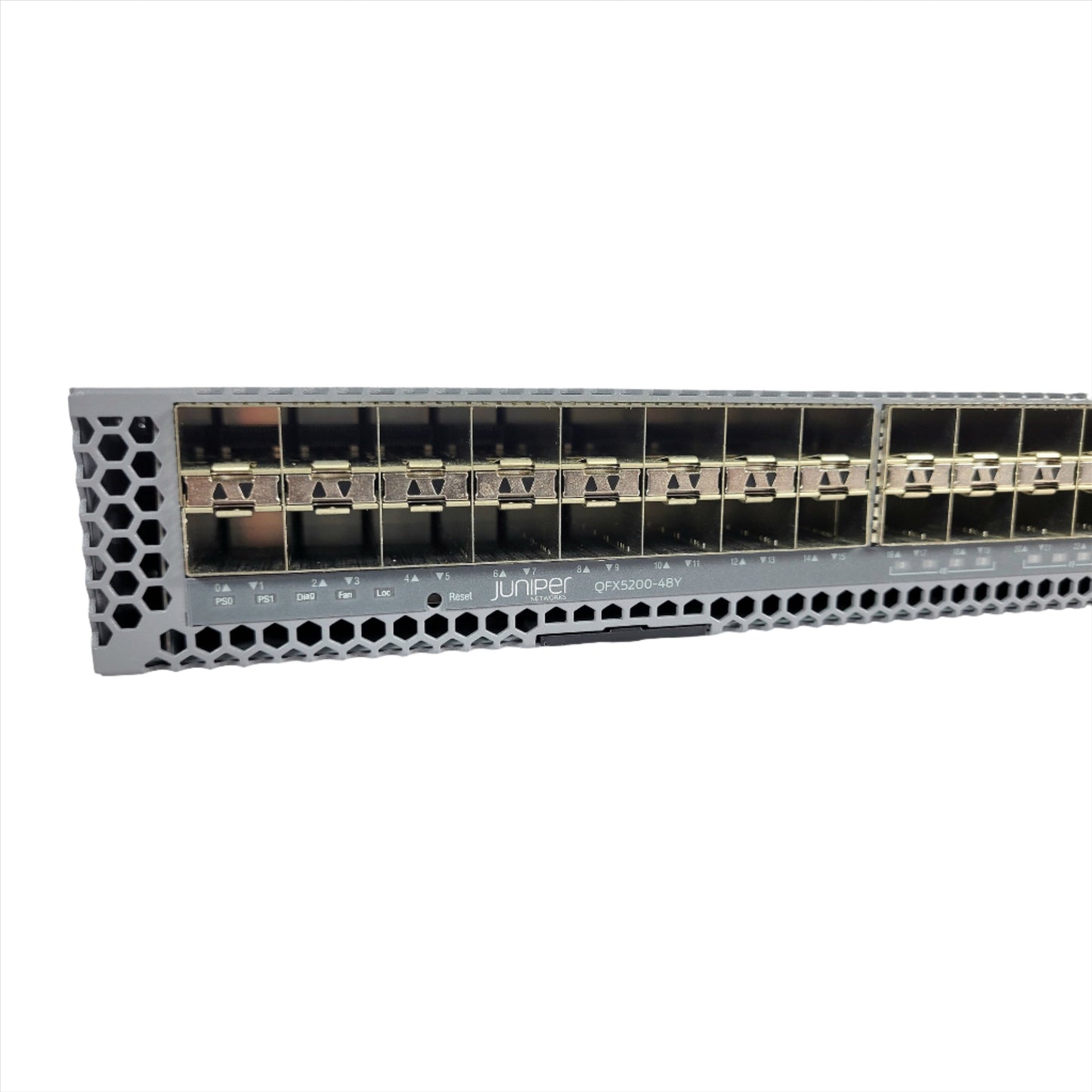 Juniper QFX5200-48Y-AFO, 48x SFP+/SFP28, 6x 40/100GbE QSFP+ (Used - Good)