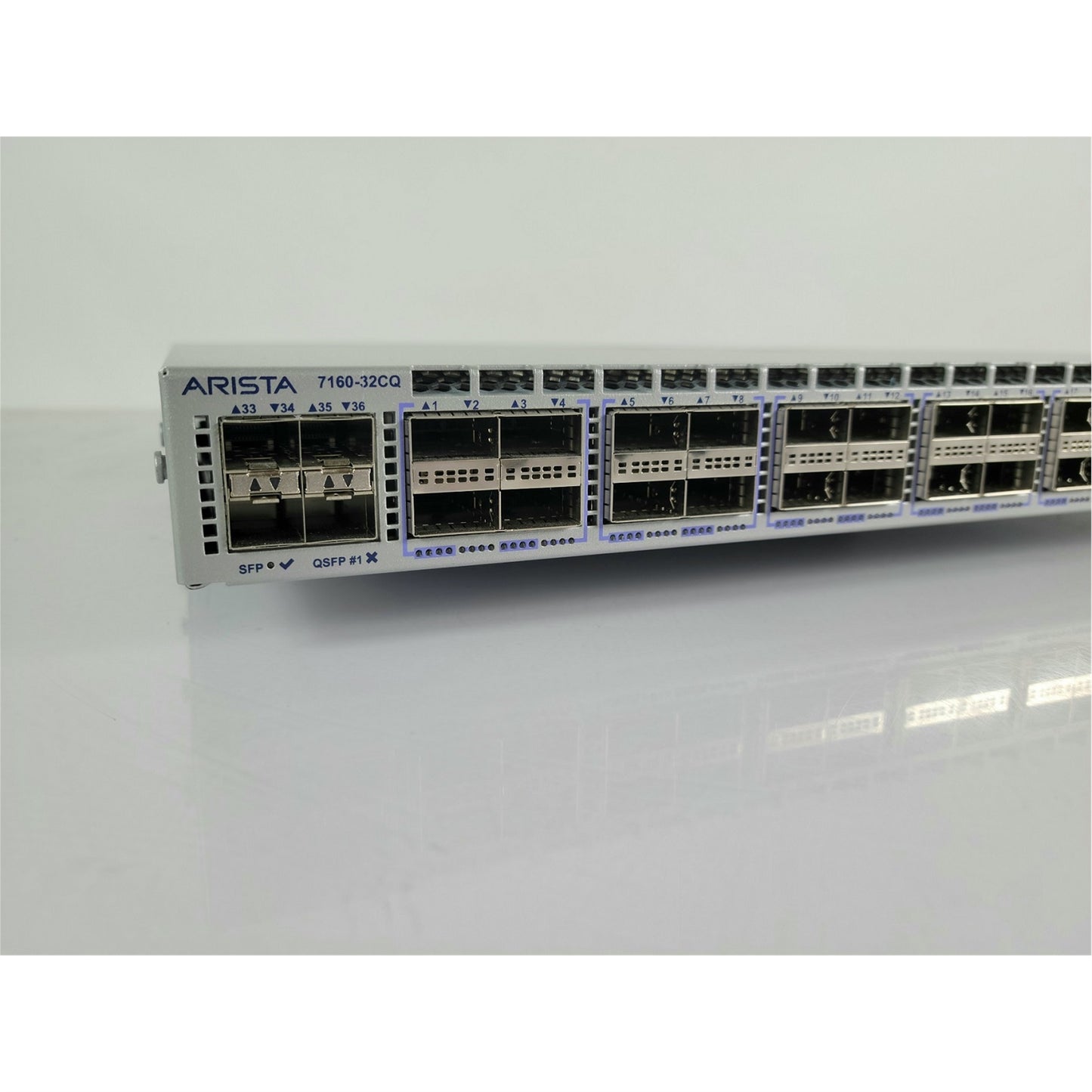 Arista DCS-7160-32CQ High Capacity 32 x 100GbE QSFP, chassis only (Used - Good)