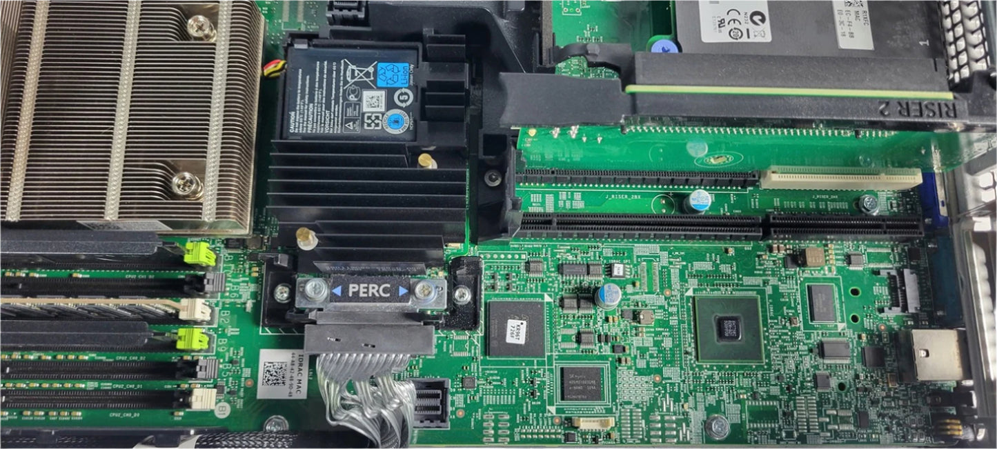 Dell PowerEdge R730xd 2X Intel Xeon E5-2620 v3 @ 2.40GHz 64GB PERC H730 No HDD
