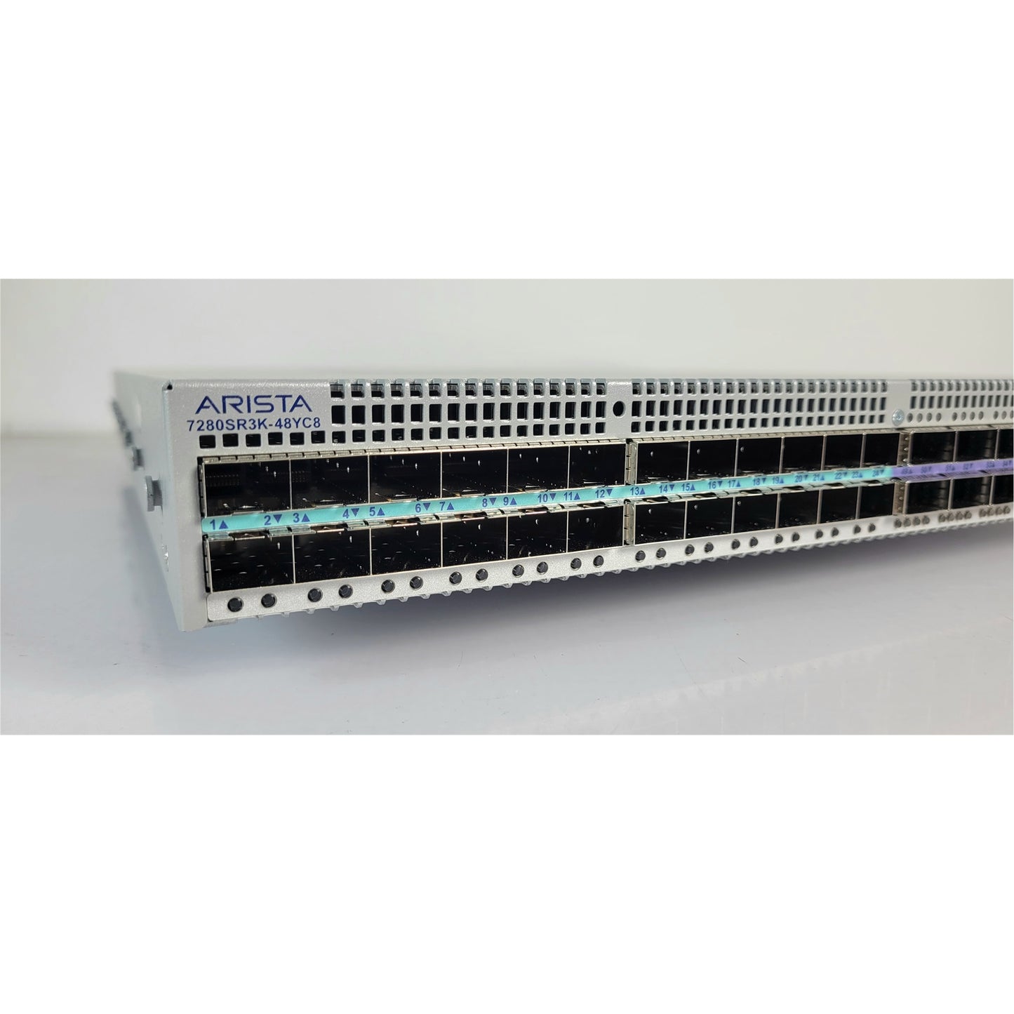 Arista 7280R3, 8x 25GbE SFP and 8x 100G QSFP switch router (Used - Good)