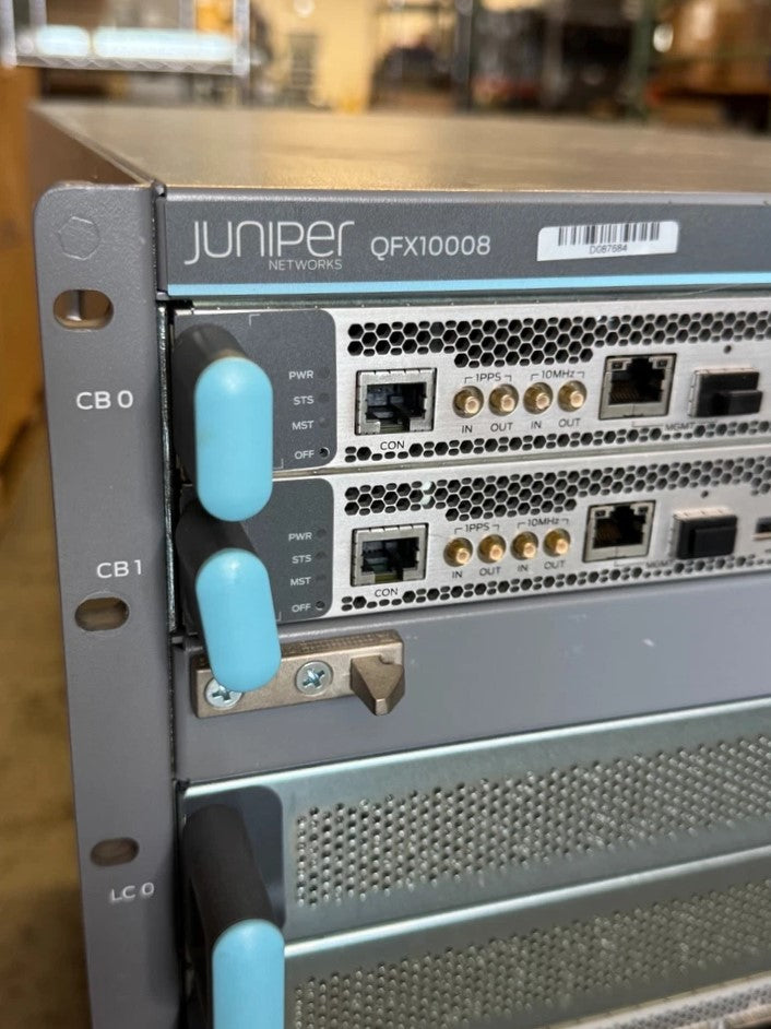 Juniper QFX10008