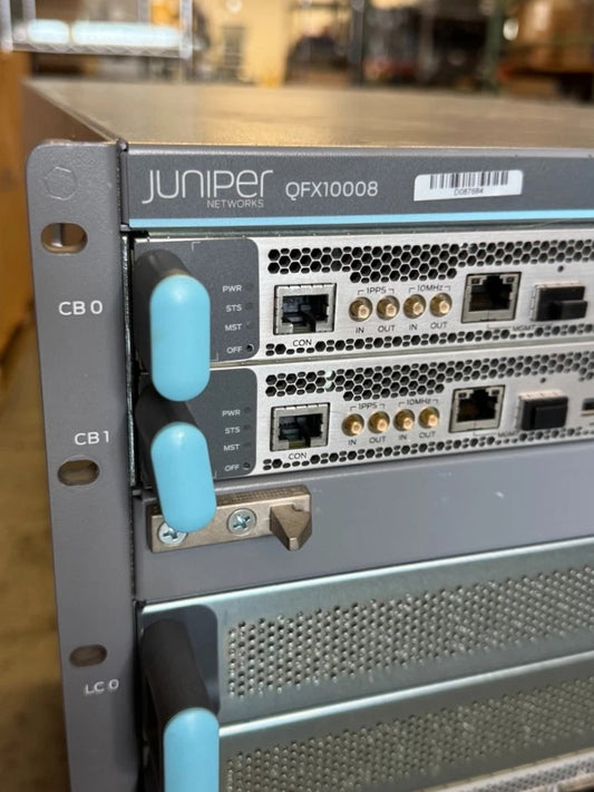 Juniper QFX10008